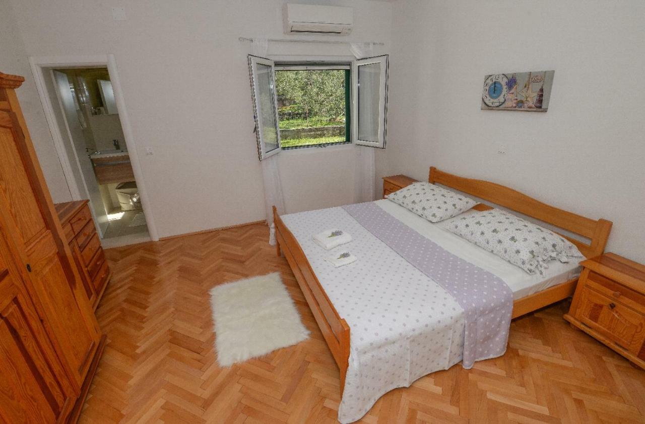 Villa Jelena Makarska Bagian luar foto